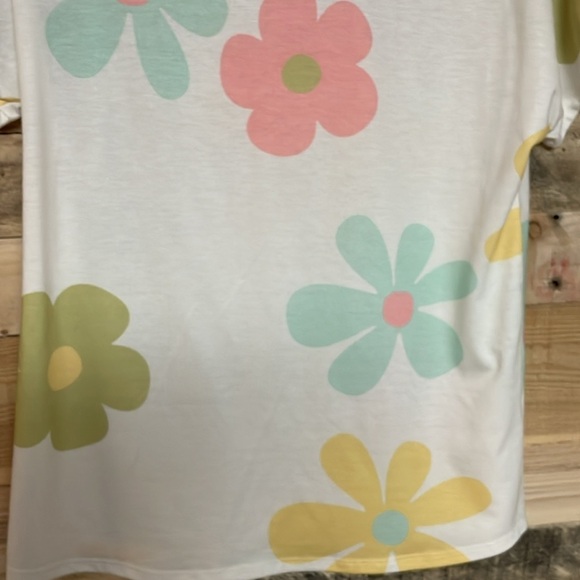 Bombom size Small Green, Pink, Yellow, Lime Color Floral Graphic Soft T-Shirt - Picture 2 of 6